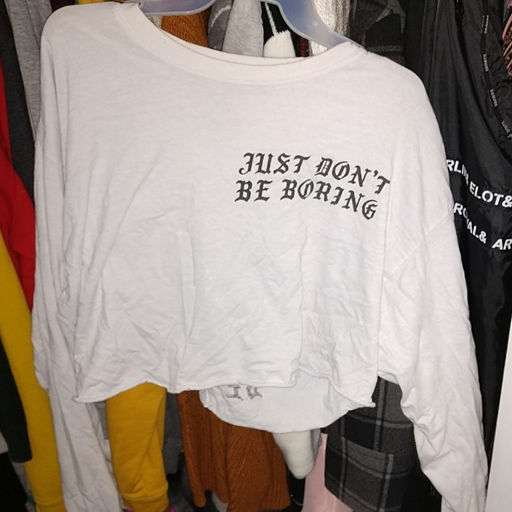 Cropped long sleeve shirt